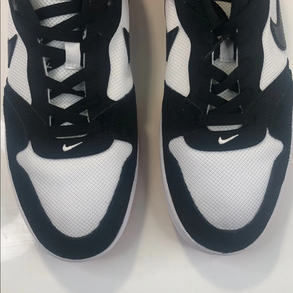 NEW Nike SB Alleyoop Black Toe Chicago Sneaker Men's 11 Red White CJ0882-102